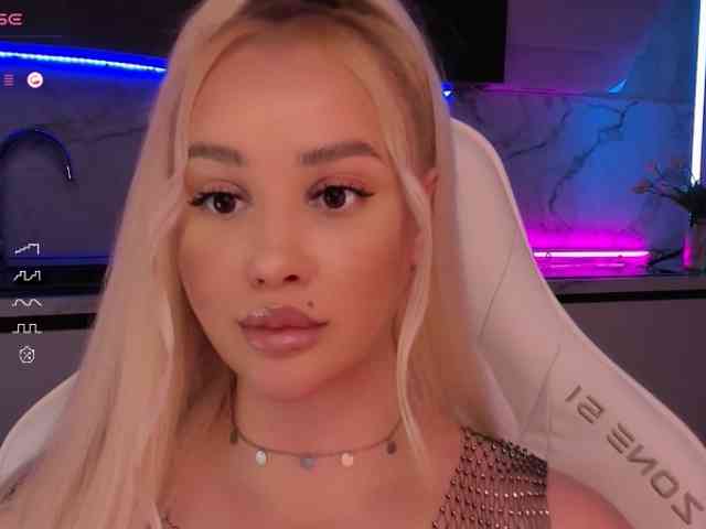 In-your-fucking-mind webcam