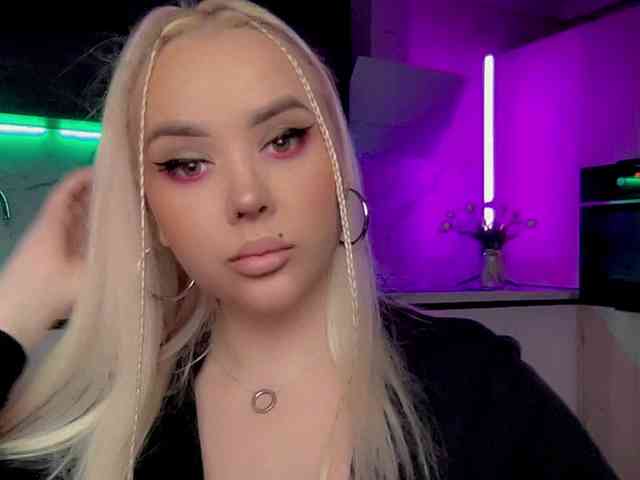 In-your-fucking-... Live Webcam on BongaCams
