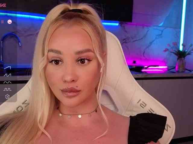 In-your-fucking-mind webcam