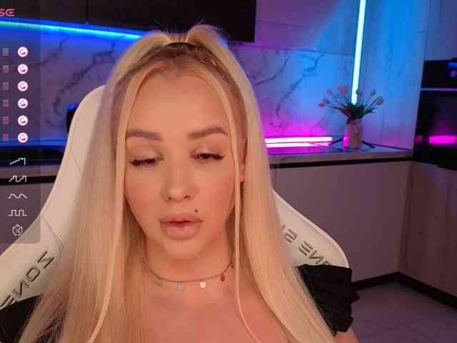 In-your-fucking-mind webcam