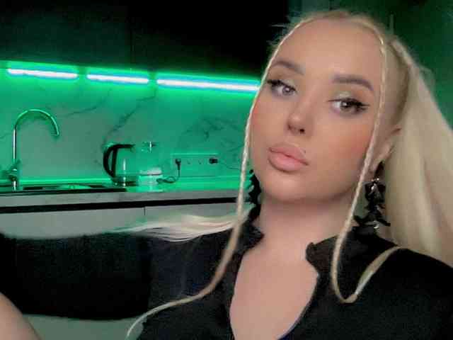 online cam show In-your-fucking-mind