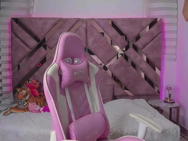 tigerbaby_ webcam