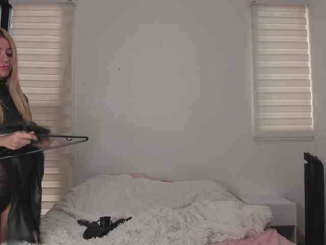 tigerbaby_ webcam