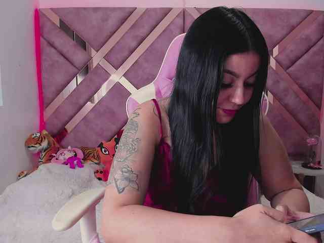 tigerbaby_ webcam