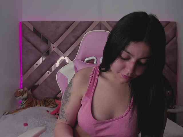 tigerbaby_ webcam