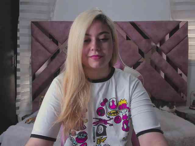 tigerbaby_ webcam