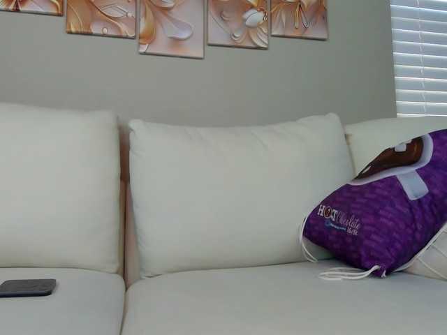 VictoriaMayeer's BongaCams show and profile