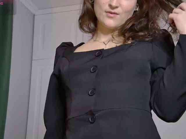 PaulineKo webcam