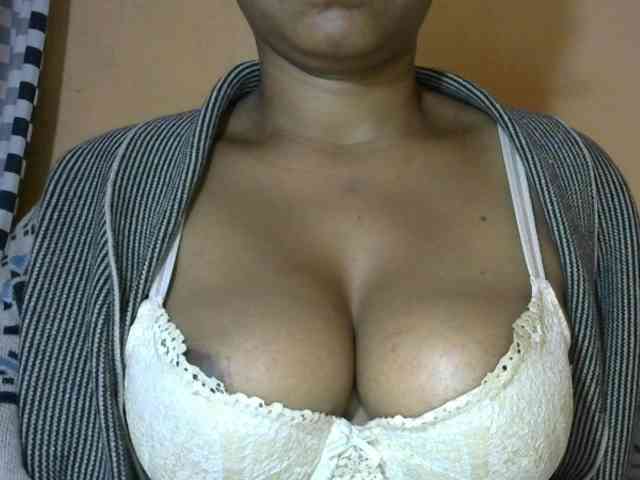 CAROLE71 webcam