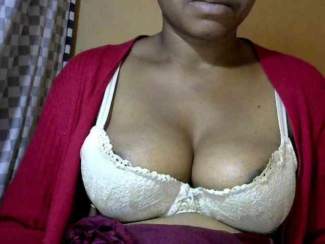 CAROLE71 webcam