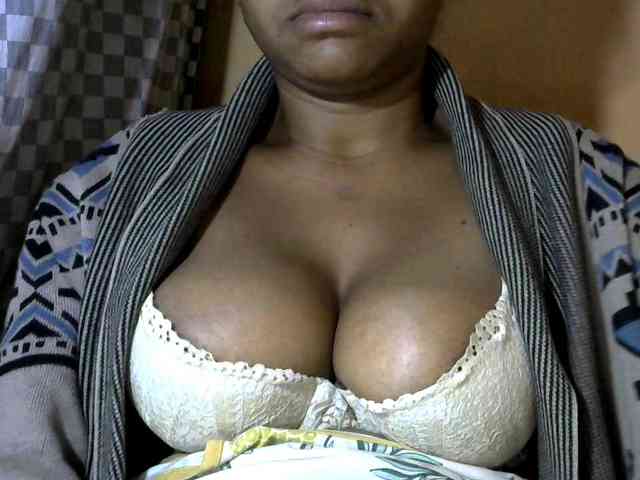 CAROLE71 webcam