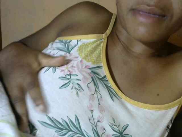 CAROLE71 webcam