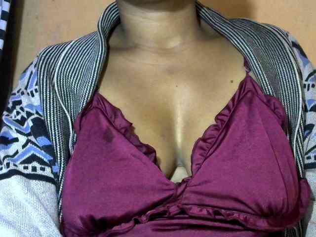 CAROLE71 webcam