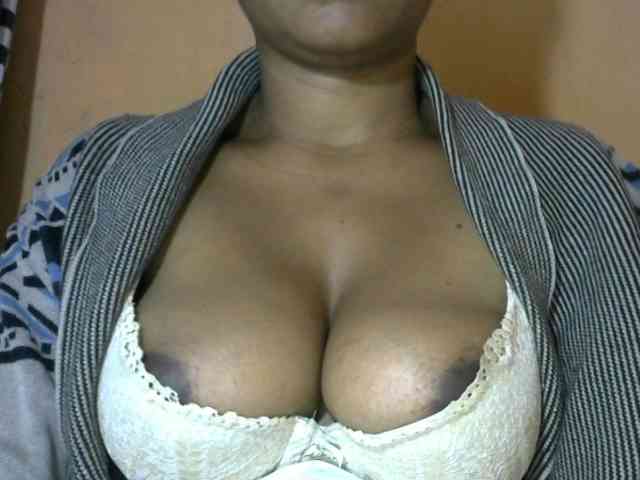 CAROLE71 webcam