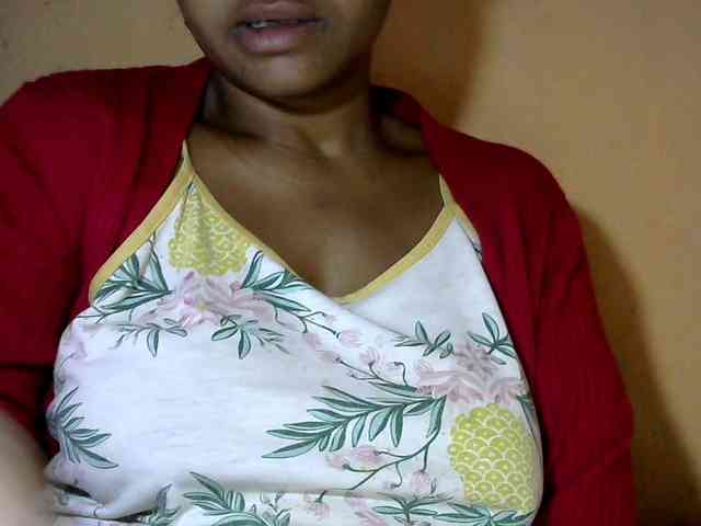 CAROLE71 webcam