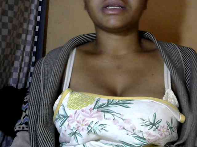 CAROLE71 webcam