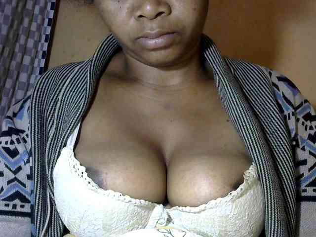 CAROLE71 webcam