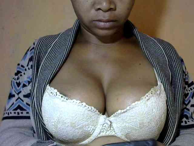 CAROLE71 webcam