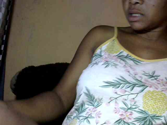 CAROLE71 webcam