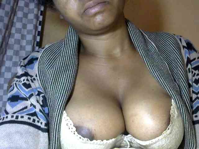 CAROLE71 webcam