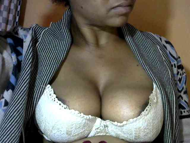 CAROLE71 webcam