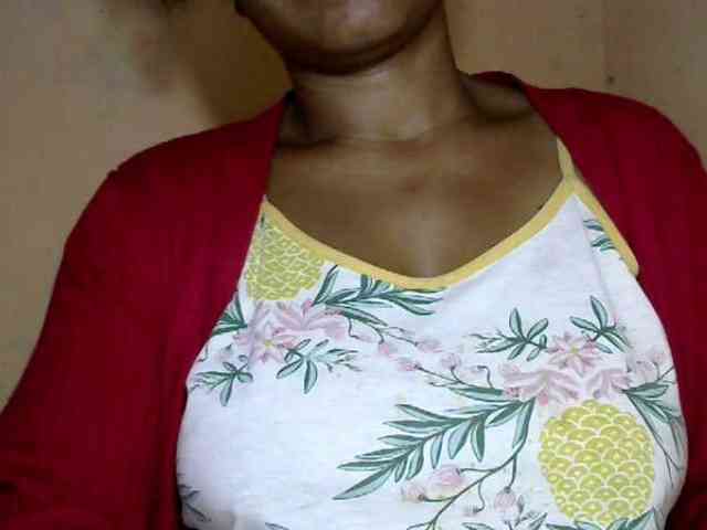 CAROLE71 webcam