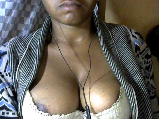 CAROLE71 webcam