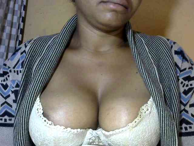 CAROLE71 webcam