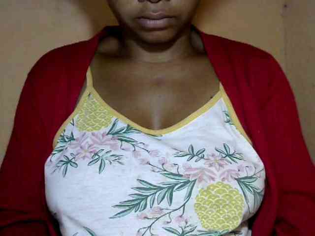 CAROLE71 webcam