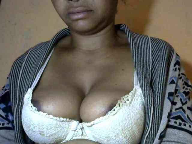 CAROLE71 webcam