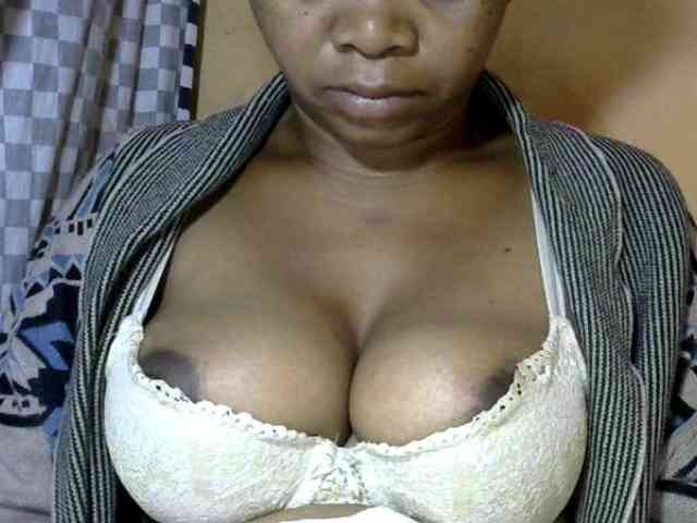 CAROLE71 webcam