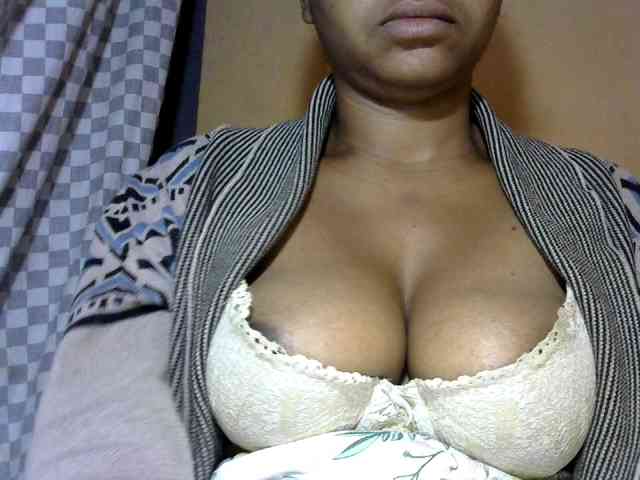 CAROLE71 webcam