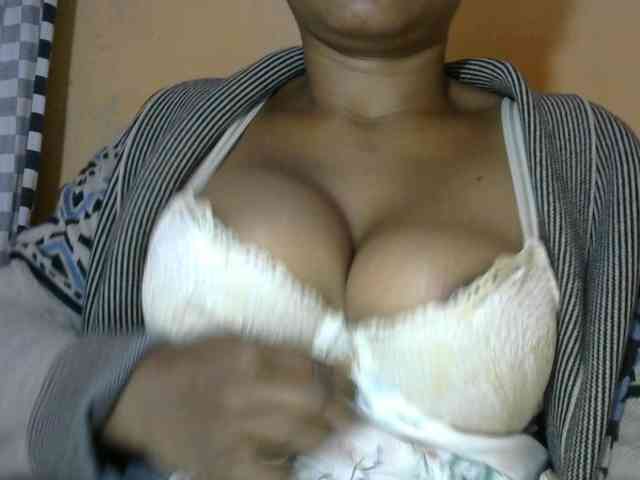 CAROLE71 webcam