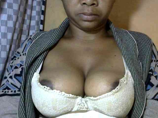 CAROLE71 webcam
