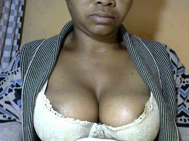 CAROLE71 webcam