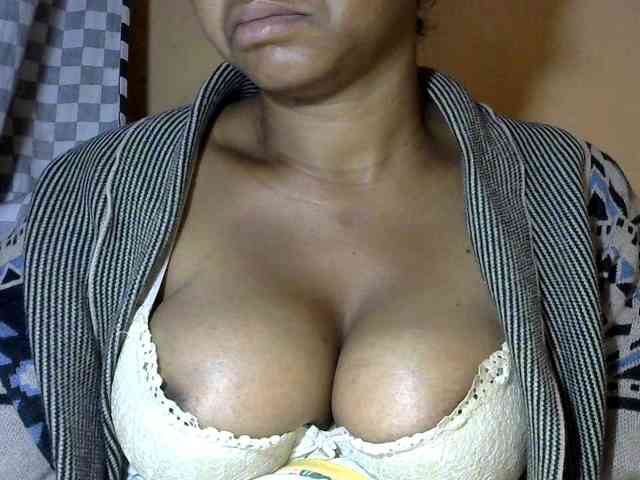 CAROLE71 webcam