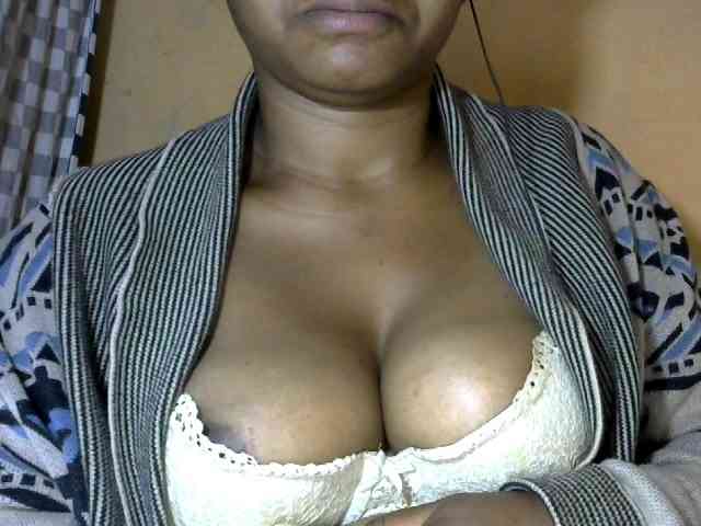 CAROLE71 webcam