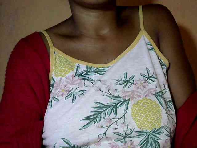 CAROLE71 webcam