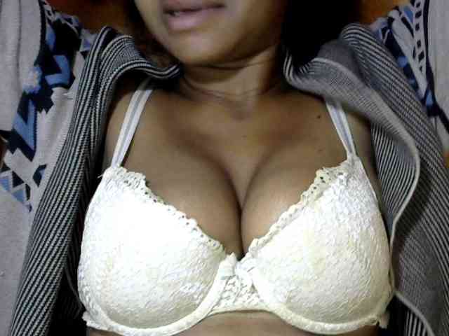 CAROLE71 webcam