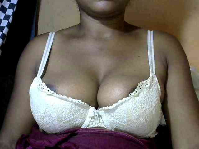 CAROLE71 webcam