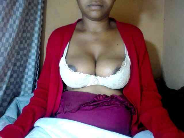 CAROLE71 webcam