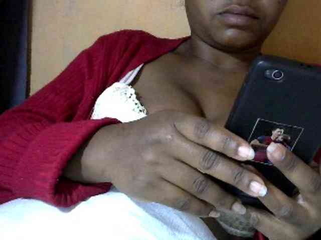 CAROLE71 webcam