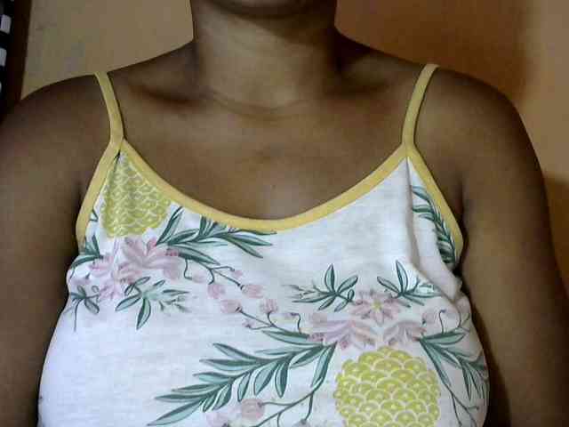 CAROLE71 webcam
