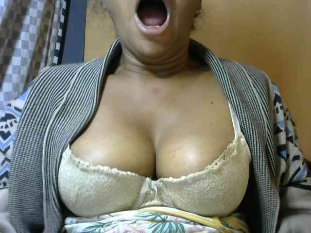 CAROLE71 webcam