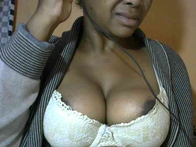 CAROLE71 webcam