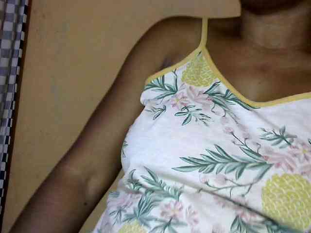 CAROLE71 webcam