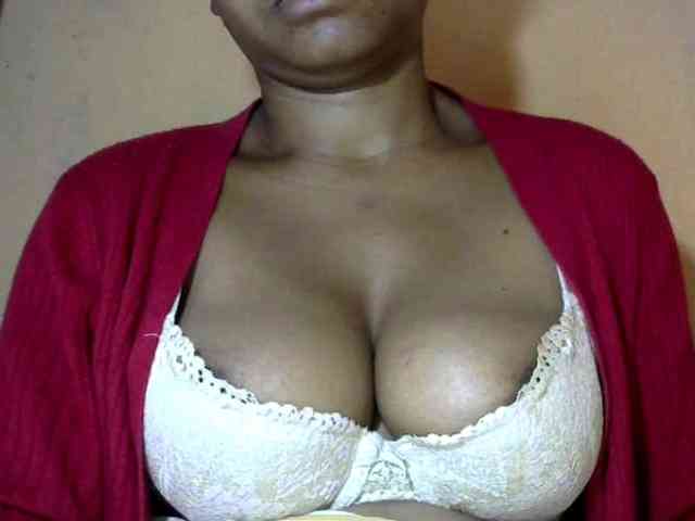CAROLE71 webcam
