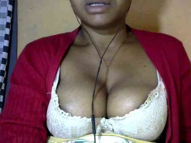 CAROLE71 webcam