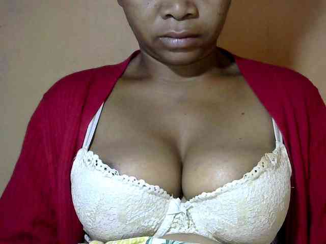 CAROLE71 webcam