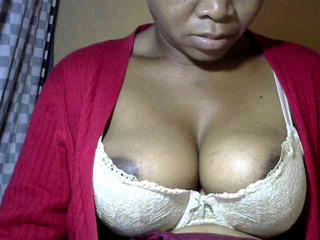 CAROLE71 webcam